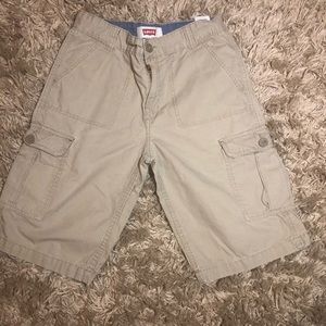 Levi Khaki Cargo Shorts